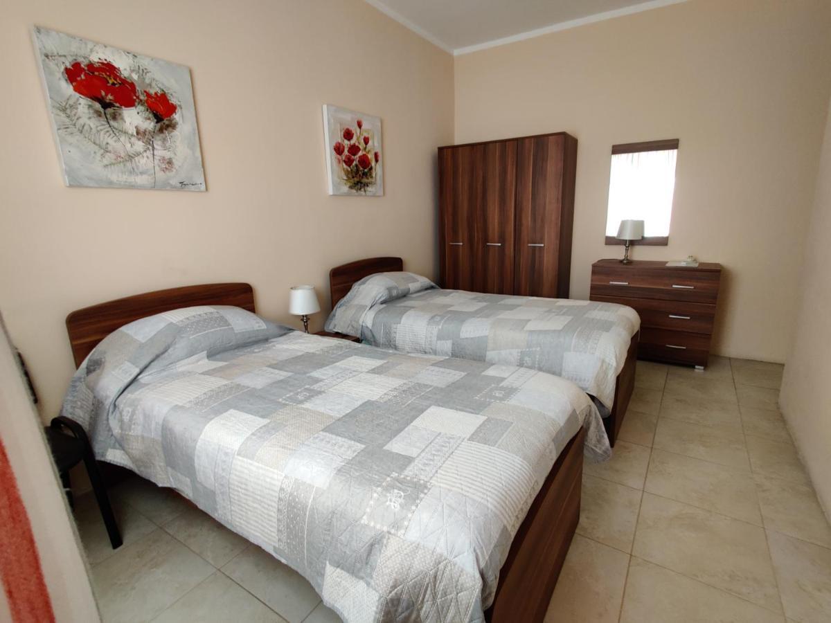 Doms Apartment Tarxien Bagian luar foto